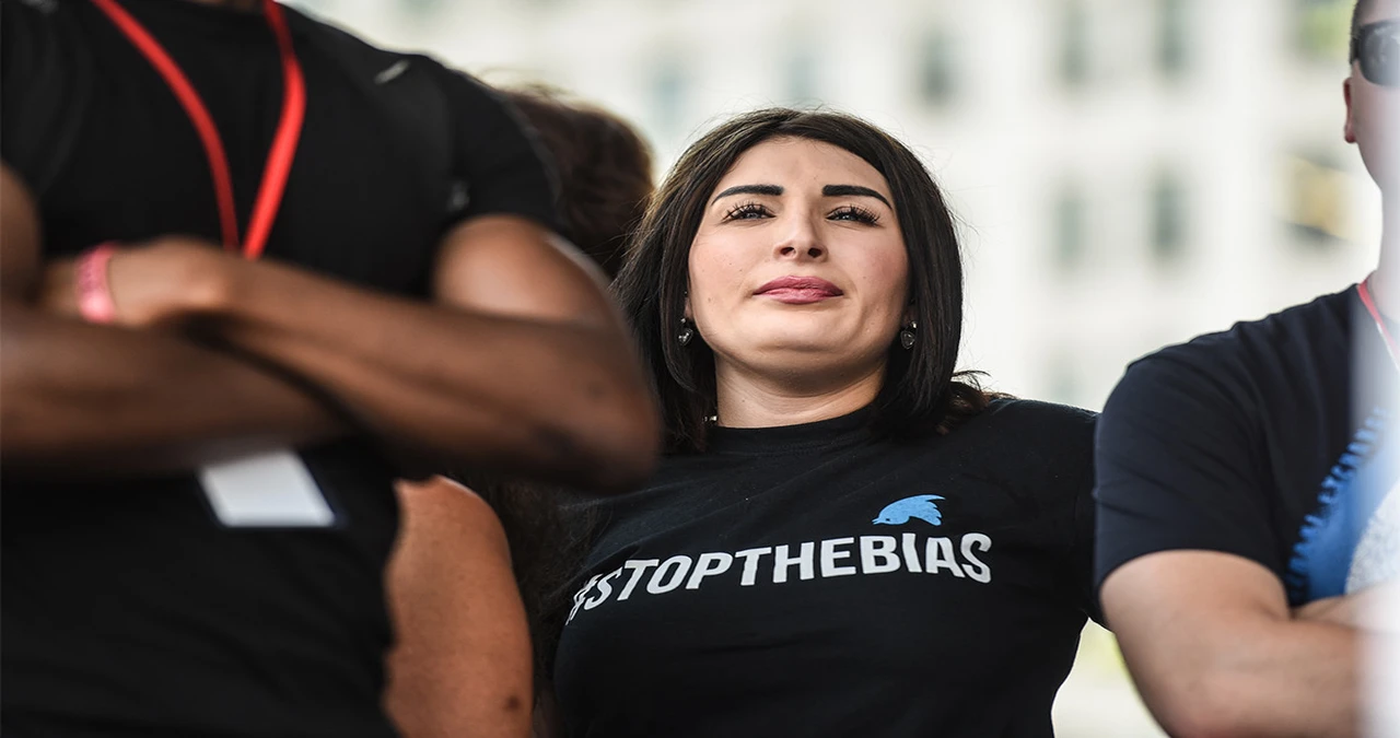 Laura Loomer on Twitter: The Unfiltered Voice of Laura Loomer on Twitter